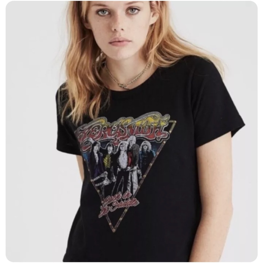 AMERICAN EAGLE OUTFITTERS BLACK CROPPED AEROSMITH T-SHIRT SIZE S NWT